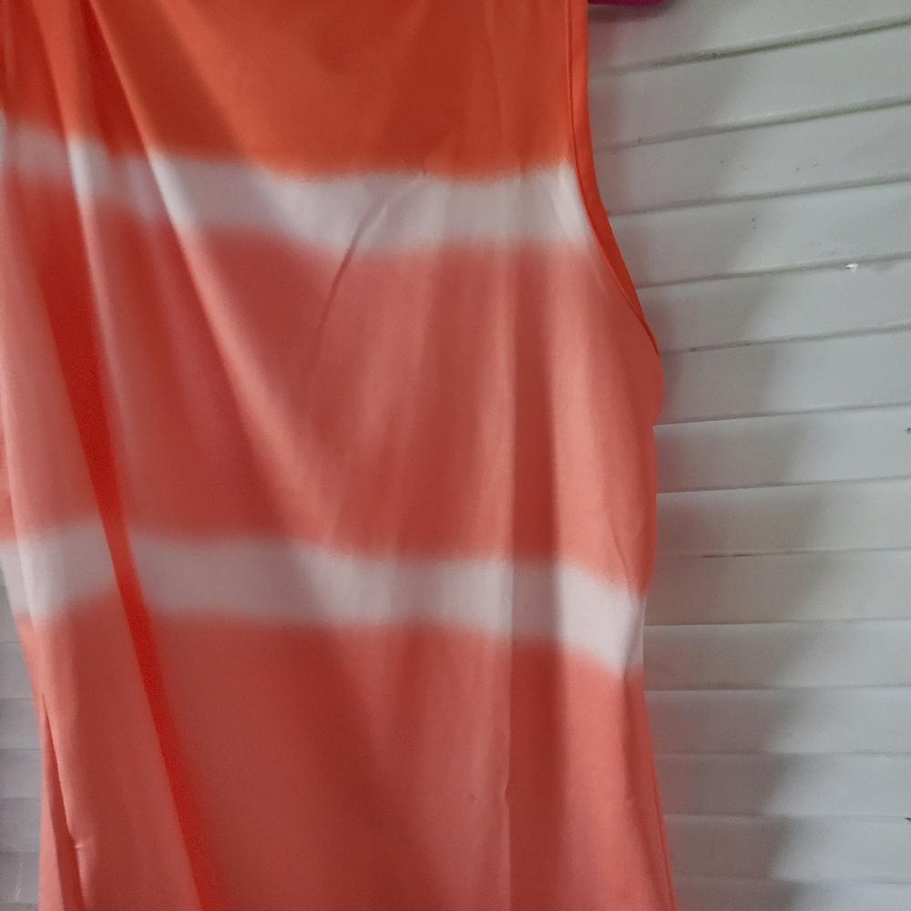 Tank top - Picture 2 of 3